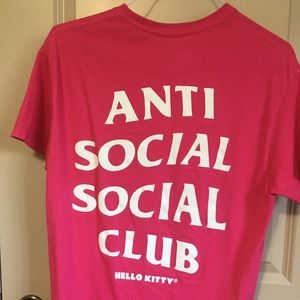 *ANTI SOCIAL SOCIAL CLUB x HELLO KITTY* T-Shirt